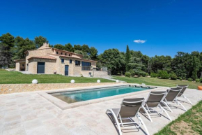 Villa avec tennis & piscine, 10min Aix-en-Provence - Villa Les Vignes